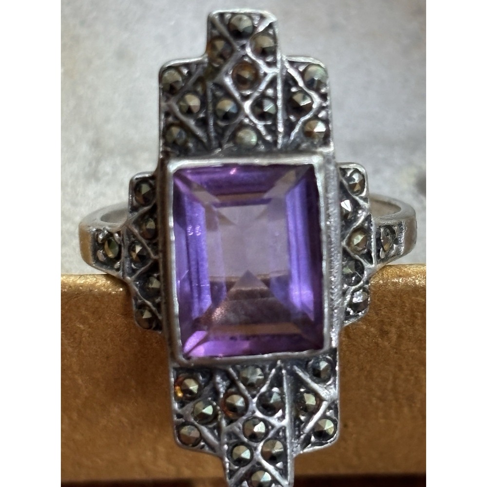 Vintage 925 Sterling Silver Amethyst And Marcasites Ring Size 7.5